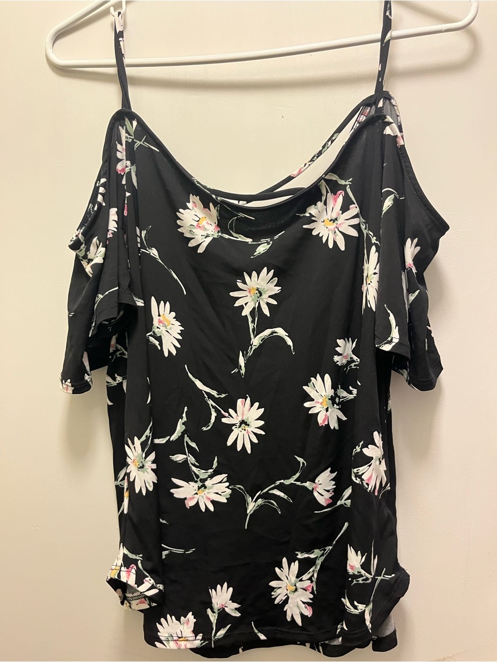 NWT Black Floral Cold-Shoulder Women's Top